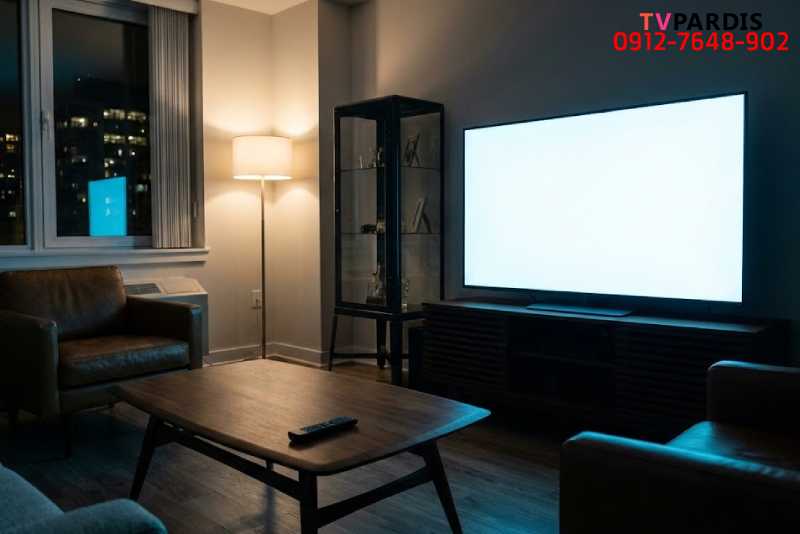 علت روشن شدن خود به خود تلویزیون